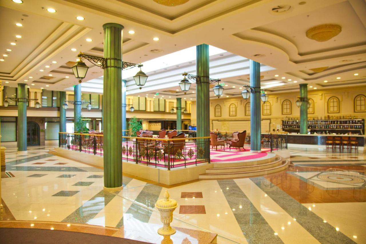 Caspian Riviera Grand Palace Hotel Ακτάου Εξωτερικό φωτογραφία